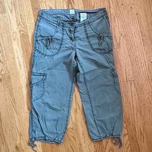 L.O.G.G. (Label of Graded Goods - H&M) Cropped Army Green Cargo Pants - 10